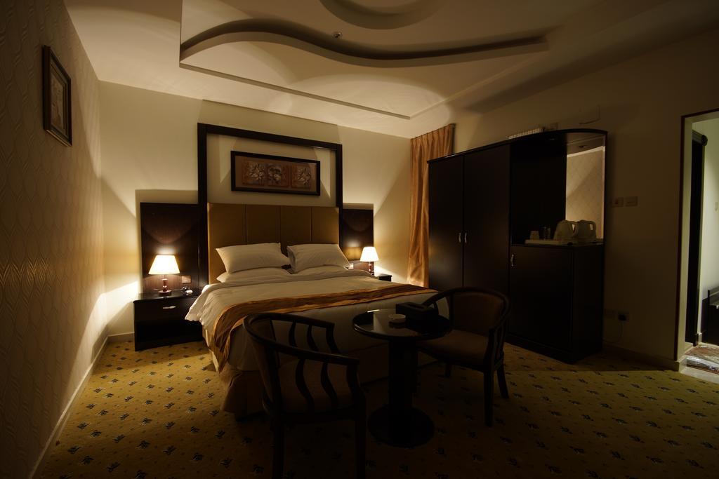 Rose Oasis Hotel นาจราน ภายนอก รูปภาพ