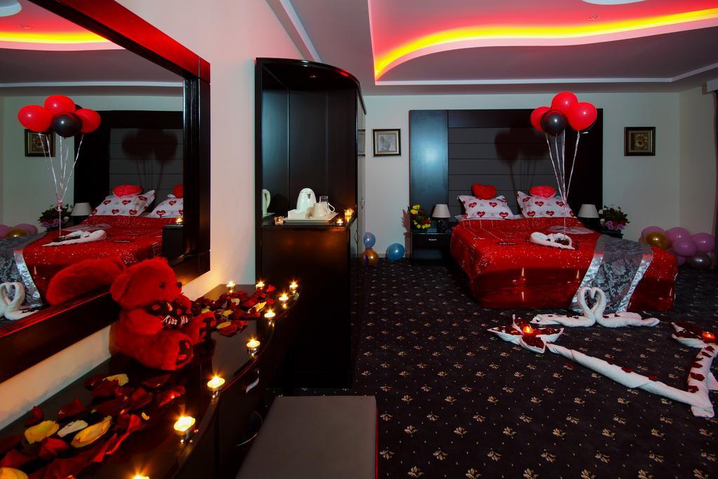 Rose Oasis Hotel นาจราน ภายนอก รูปภาพ