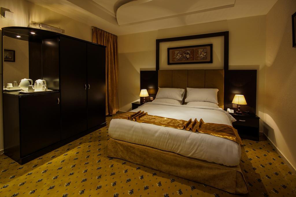 Rose Oasis Hotel นาจราน ภายนอก รูปภาพ